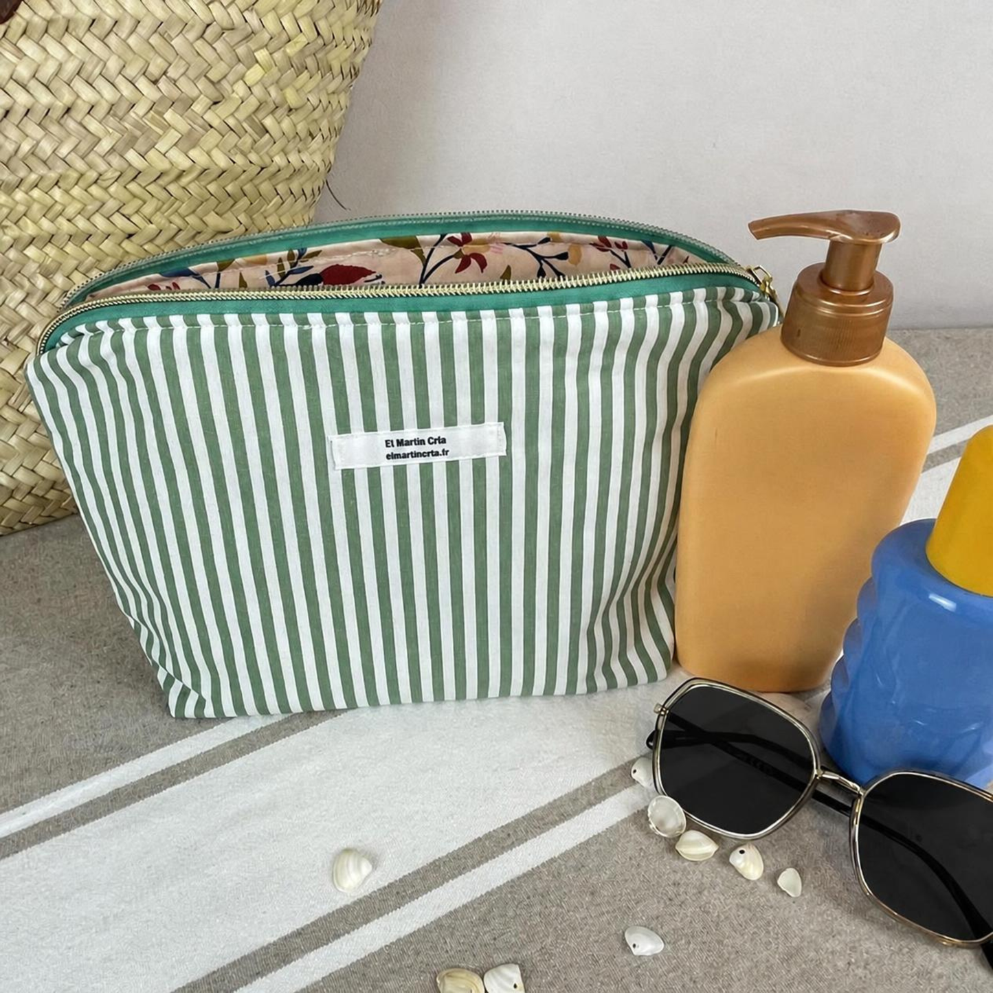 Trousse de plage Vernazza — Collection Hors Service